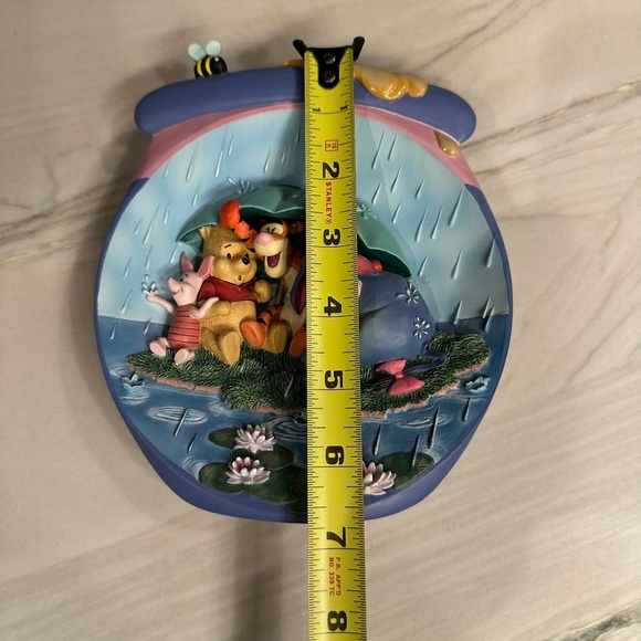 Disney Winnie the Pooh It’s Just A Small Piece of Weather Ceramic Art Plate - Picture 3 of 7